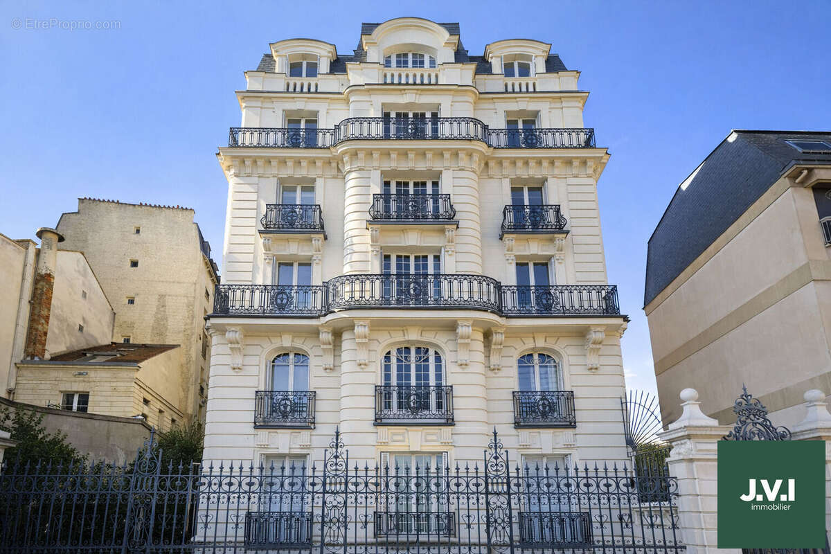 Appartement à ENGHIEN-LES-BAINS