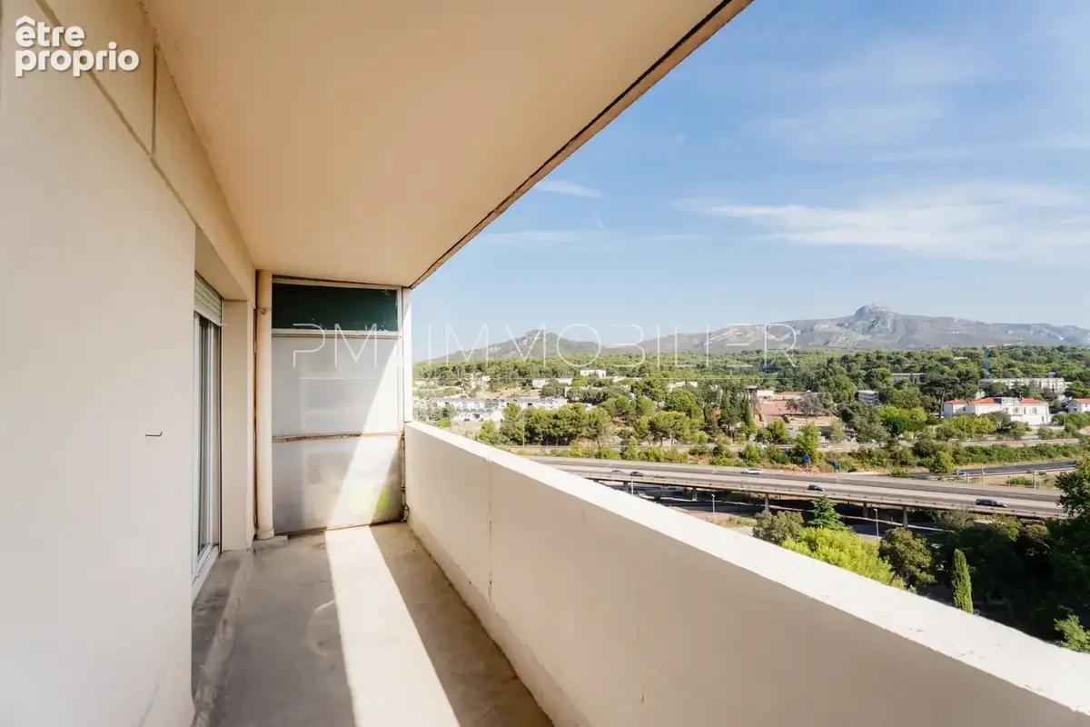 Appartement 1 pièce 26 m² à vendre à Aubagne (13400) - photo 2