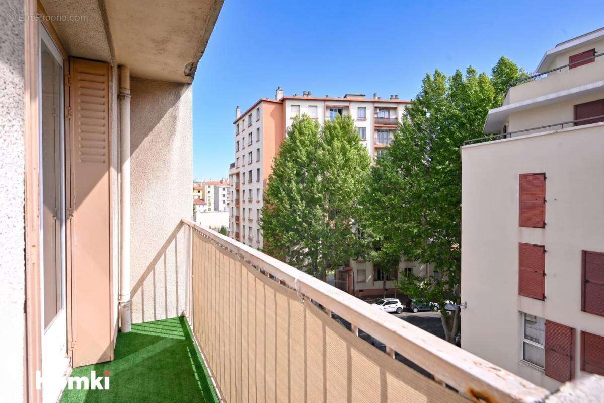 Appartement à MARSEILLE-5E