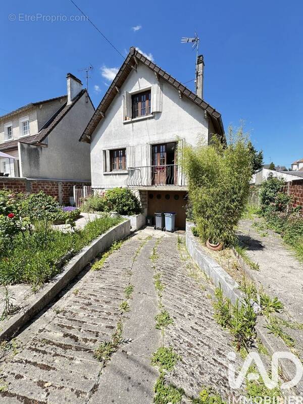 Photo 1 - Maison à TREMBLAY-EN-FRANCE