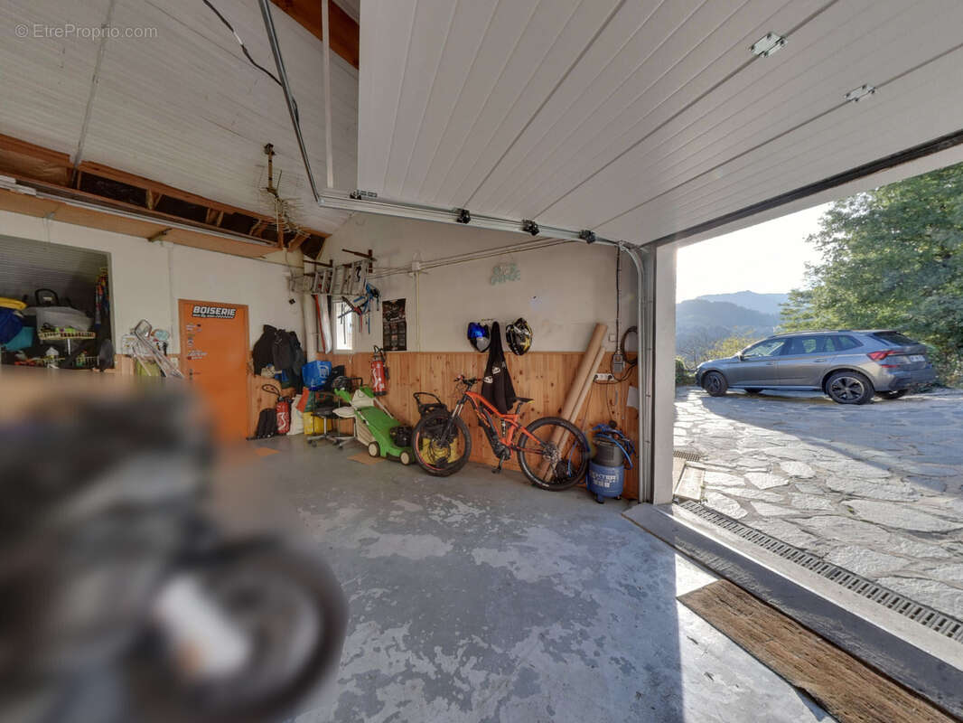 Maison à LE CHEYLARD