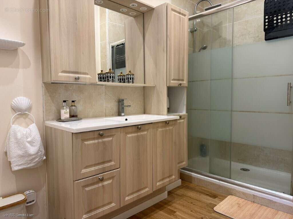 Élégante Demeure De Caractère En Pierre Avec Prestations Haut De Gamme Et Potentiel D’accueil - photo 24