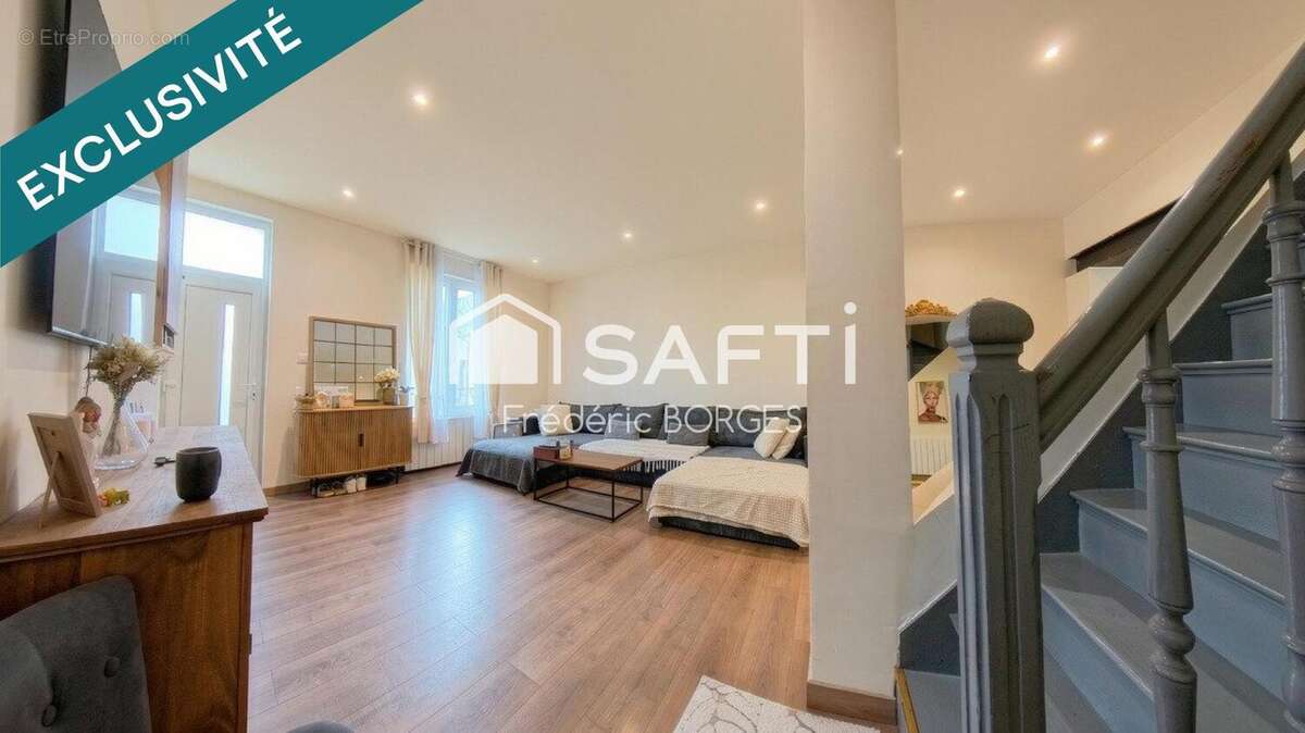 Photo 2 - Maison à SAINT-QUENTIN