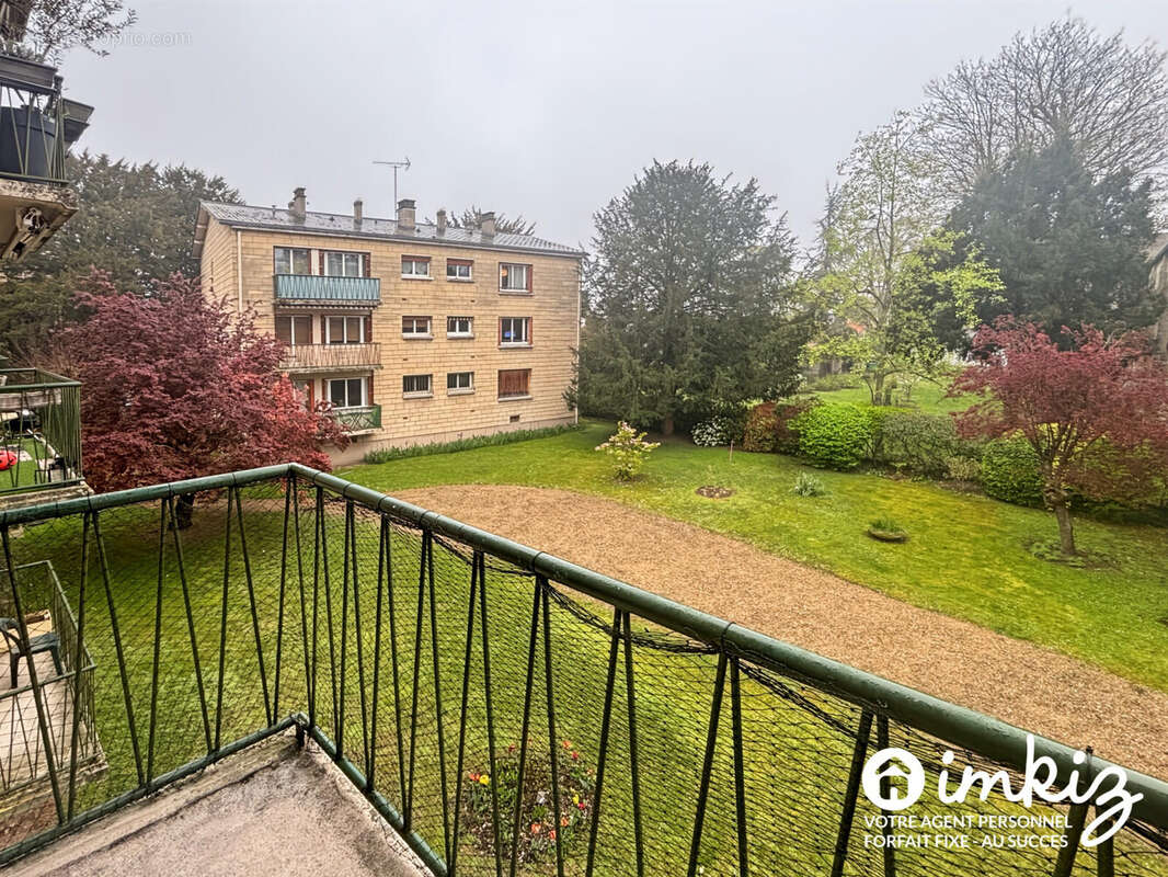 Appartement à CORBEIL-ESSONNES