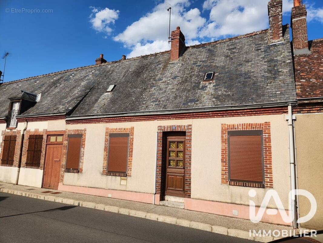 Photo 1 - Maison à ARROU