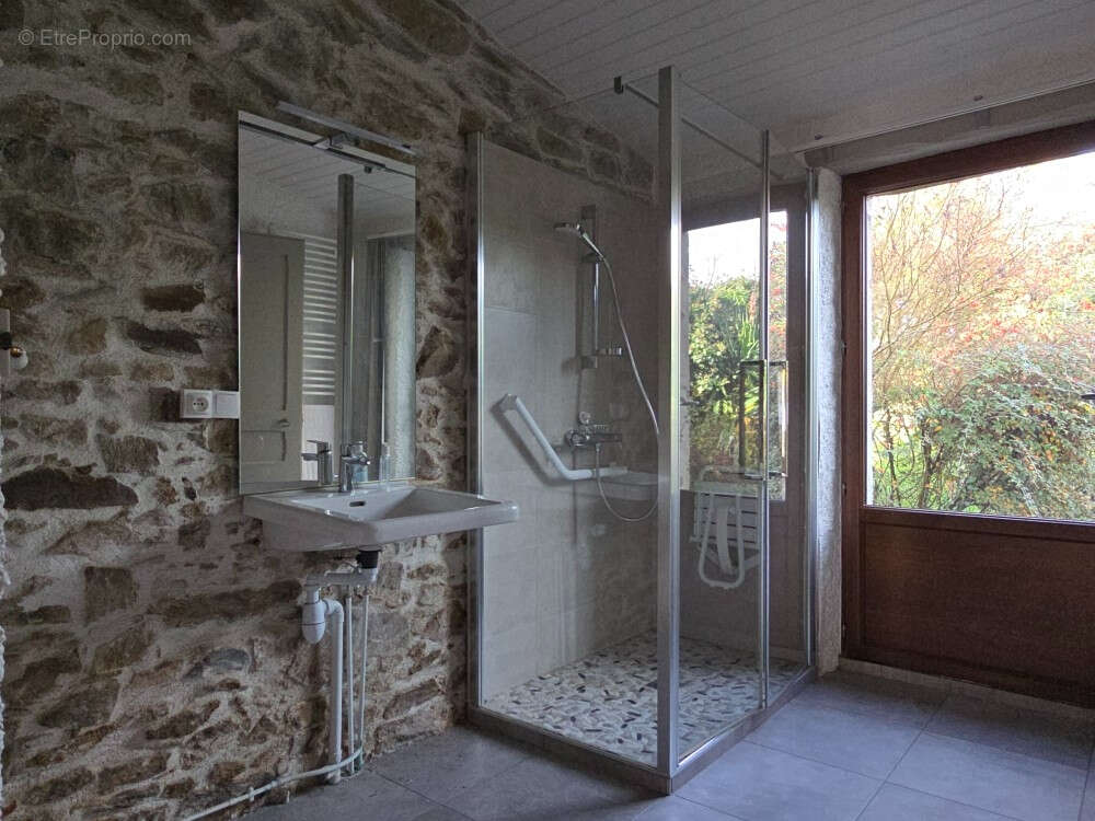 Maison à BOUGUENAIS