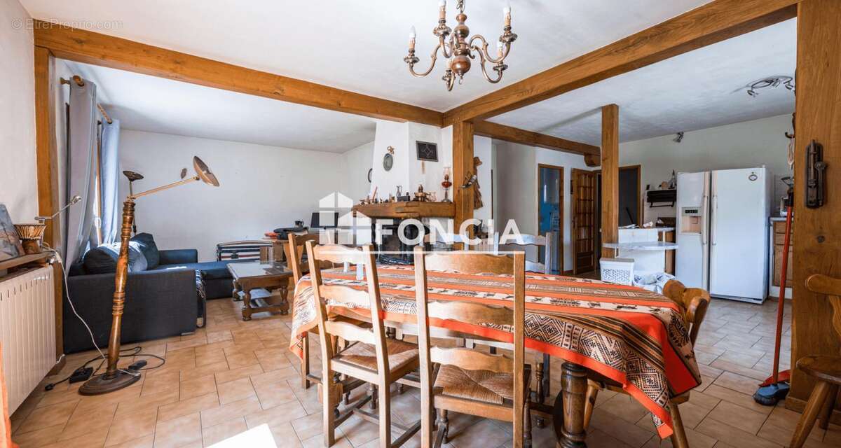 Maison à FAVERGES