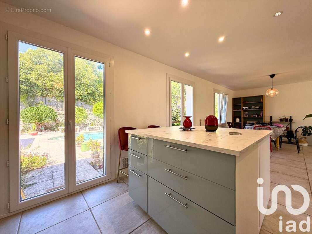 Photo 6 - Maison à LA VALETTE-DU-VAR