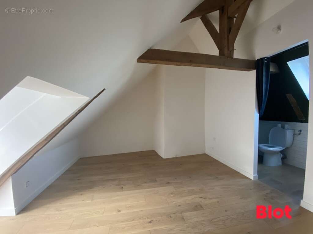 Maison à PIRE-SUR-SEICHE