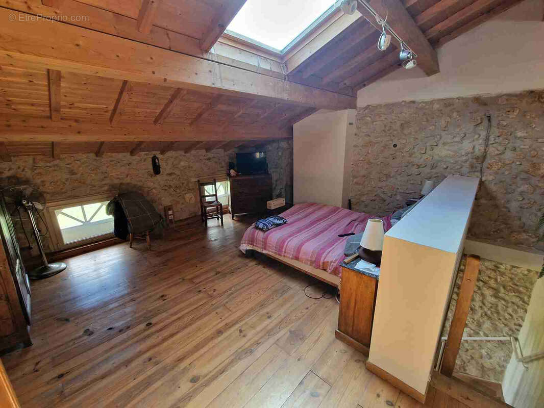 Maison à SAMONAC