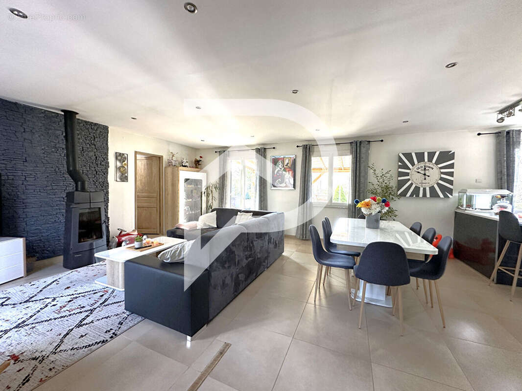 Maison à SOREL-MOUSSEL