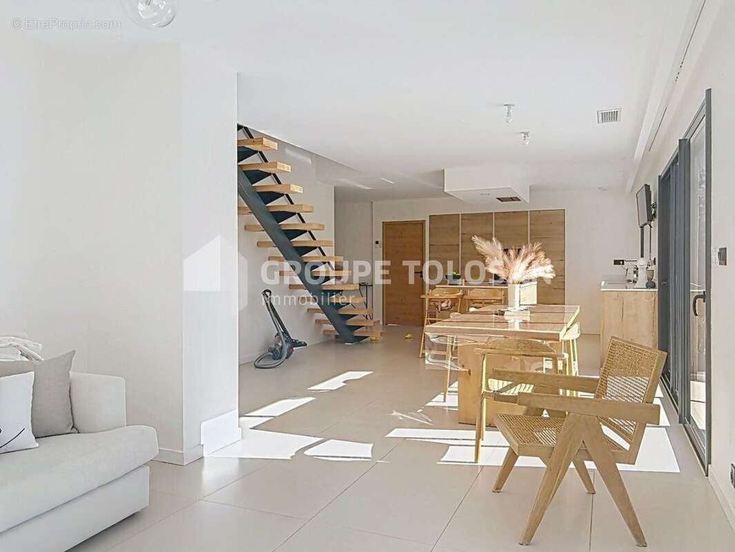 Maison à CASTELMAUROU