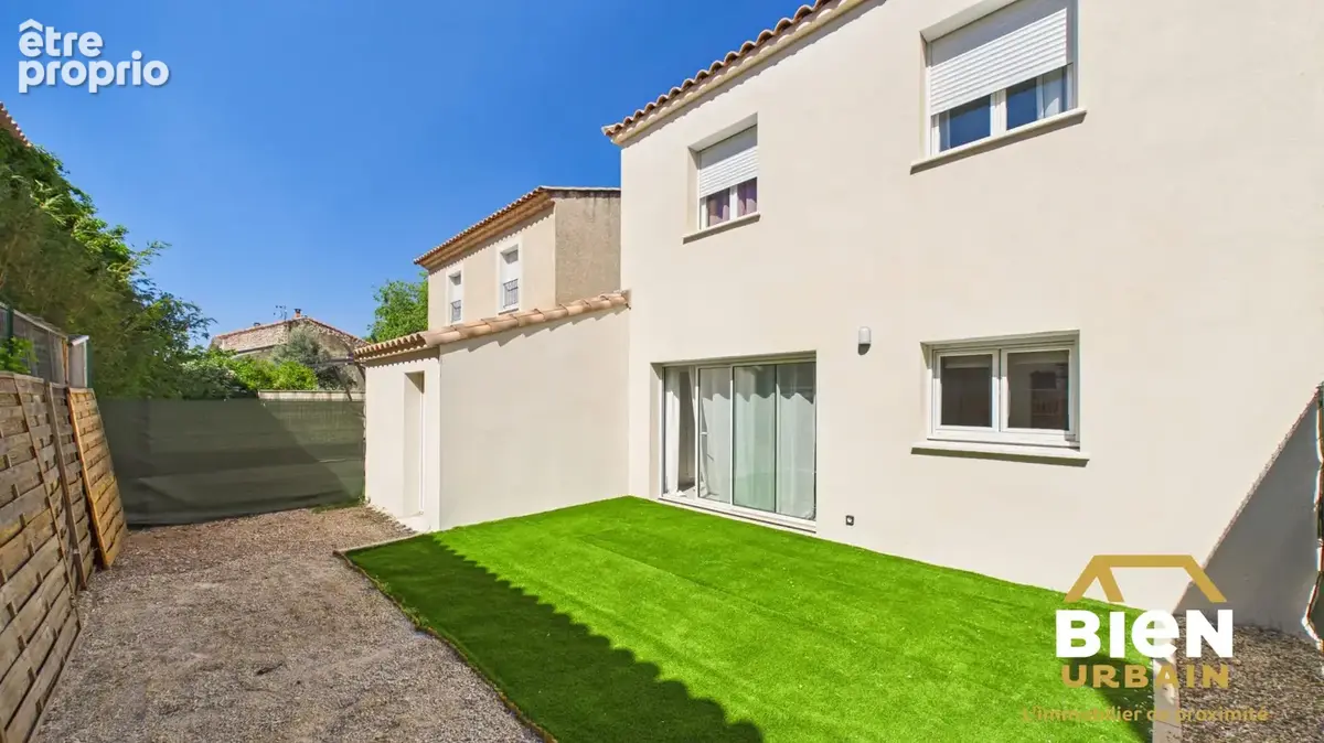 Photo Maison à Garons au prix de 245 000€