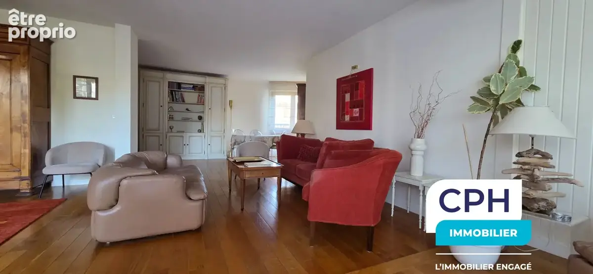 Coup de coeur pour ce vaste appartement idéalement situé à 2 pas de Parly2 - photo 7