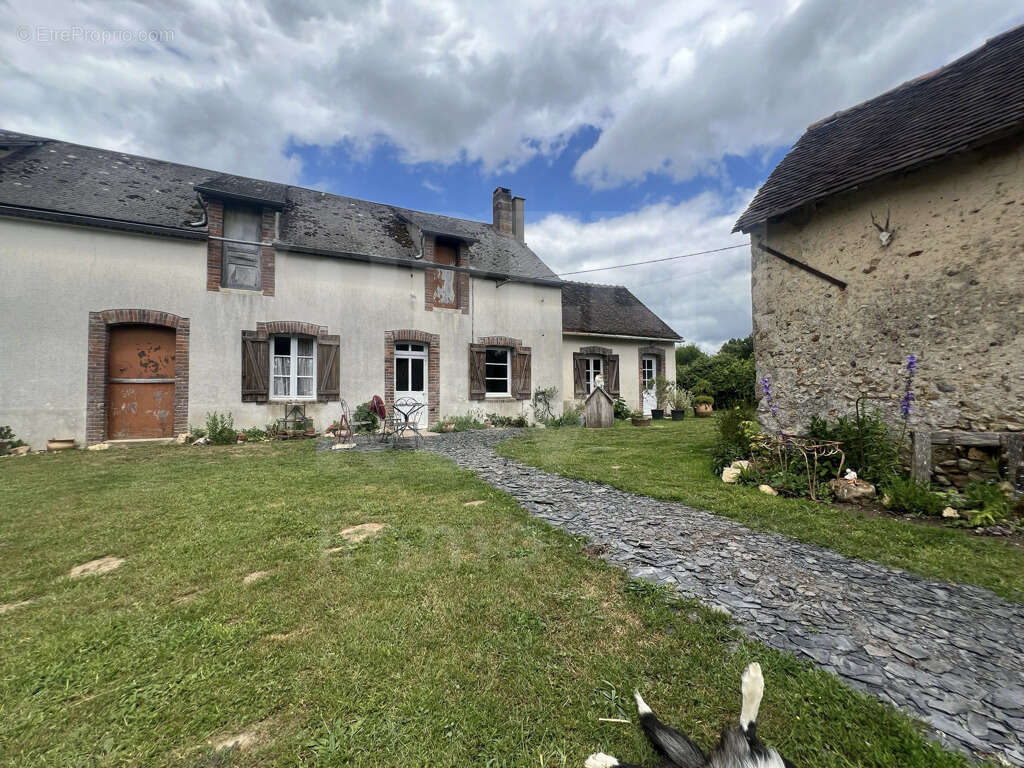 Maison à TANNERRE-EN-PUISAYE