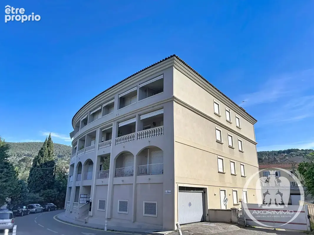 Commerce à DRAGUIGNAN