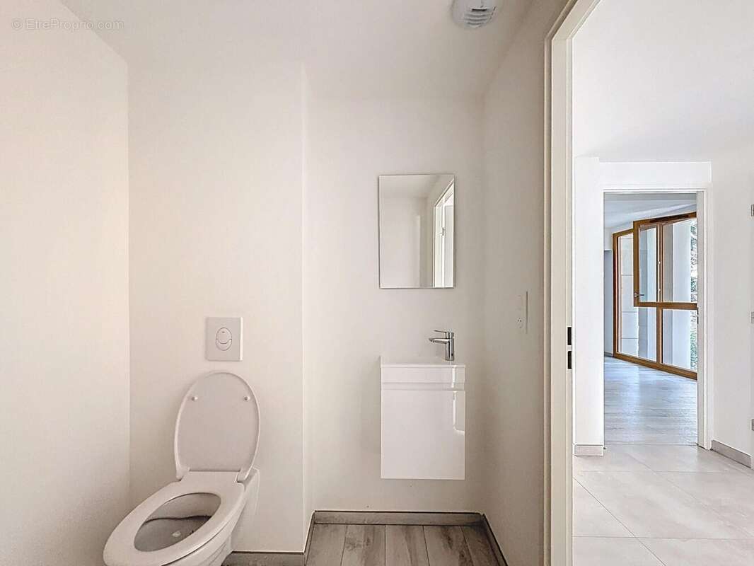 Photo 6 - Appartement à VILLENEUVE-LES-AVIGNON