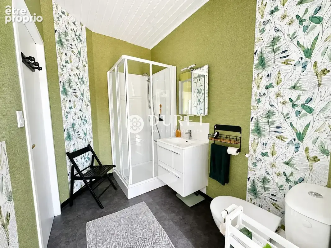 Maison 11 pièces 240 m² à vendre à La Bruffiere (85530) - photo 8