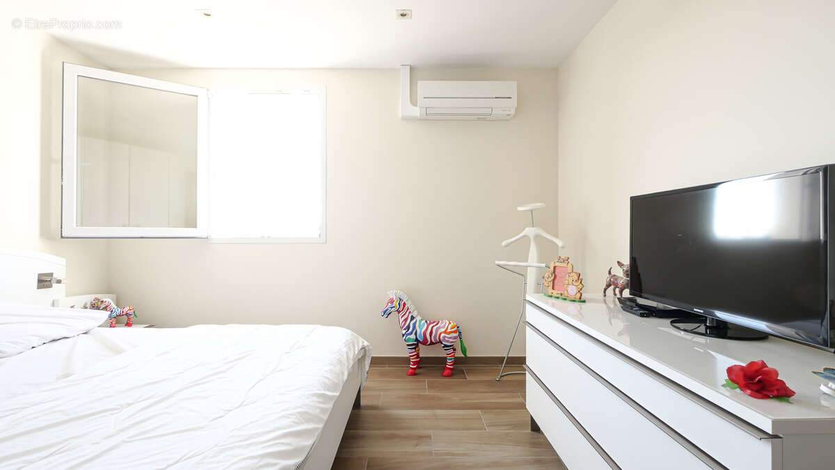 Maison à LA LONDE-LES-MAURES