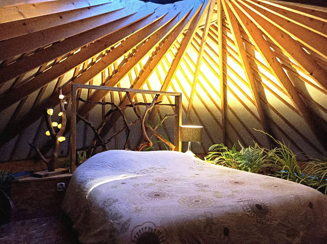 Maison à LA CAPELLE-LES-BOULOGNE