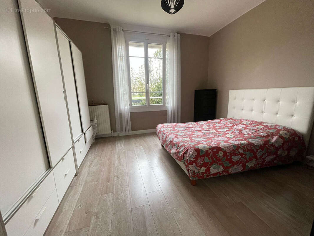 Maison à SARTROUVILLE