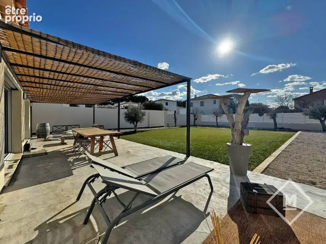 Vend Superbe Villa T4 lumineuse et calme secteur Palama 13013 Marseille - photo 1