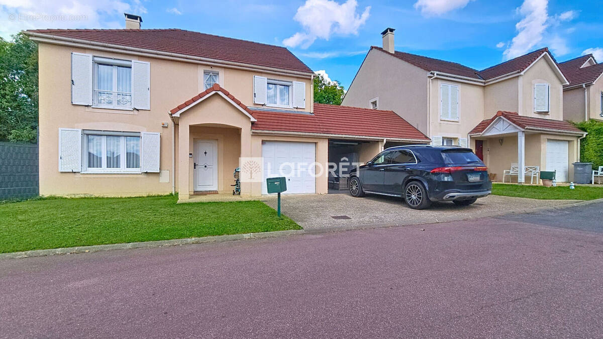 Maison à FONTENAY-EN-PARISIS