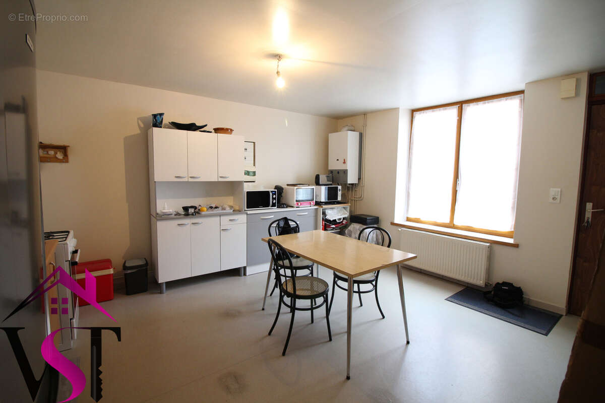 Appartement à AUXONNE