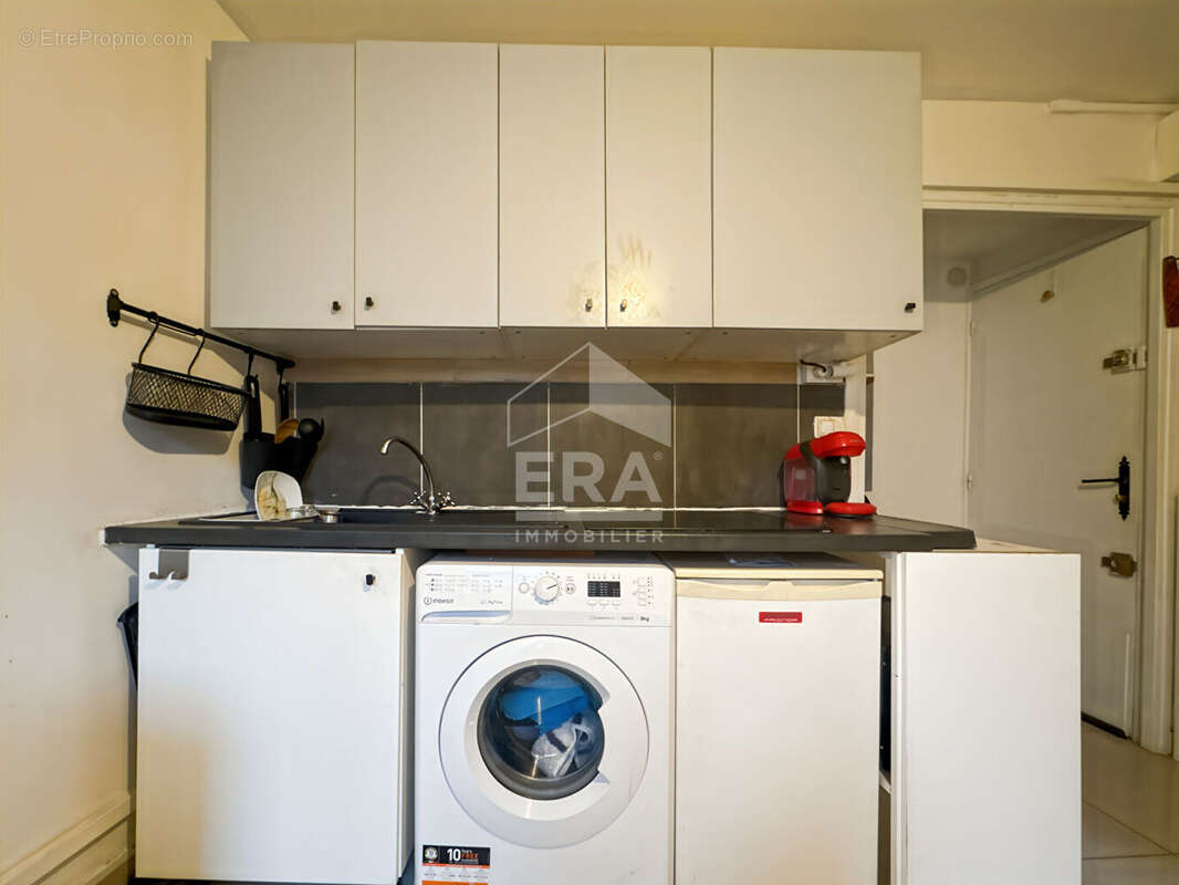 Appartement à MARSEILLE-4E