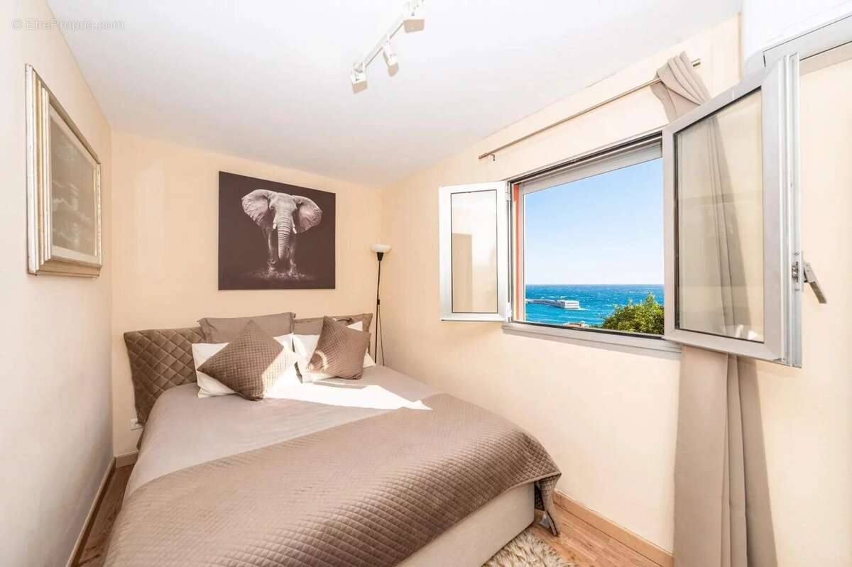 Appartement à CAP-D'AIL