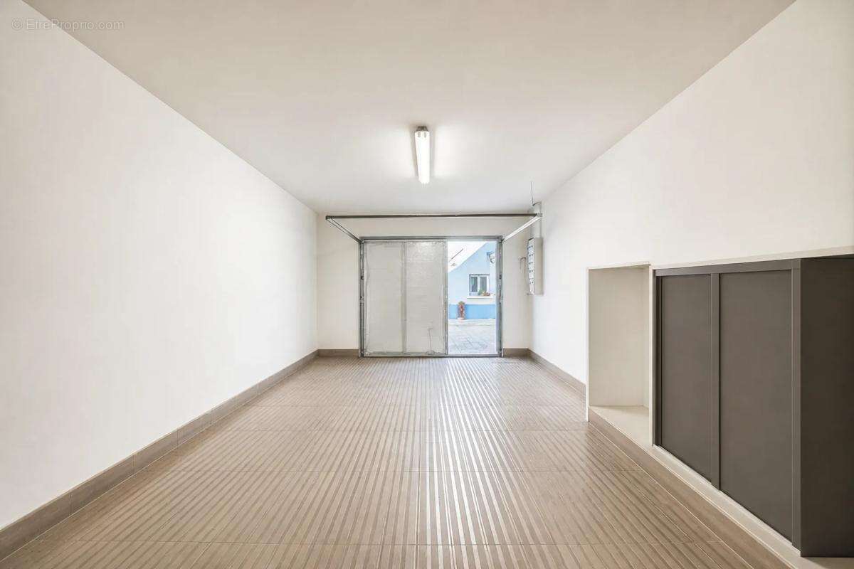 Maison de 11 pièces de 308 m² à Mitry-Mory - photo 16