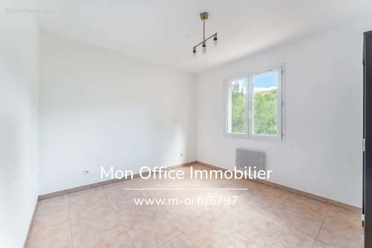 Référence : 5797-GBE - Maison 5 pièces avec piscine et pool house - photo 20