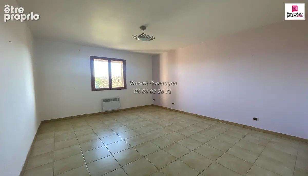 Maison plain-pied, piscine, studio indépendant et aperçu lac - photo 13
