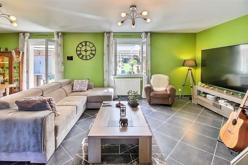 Maison à BREUIL-LE-SEC