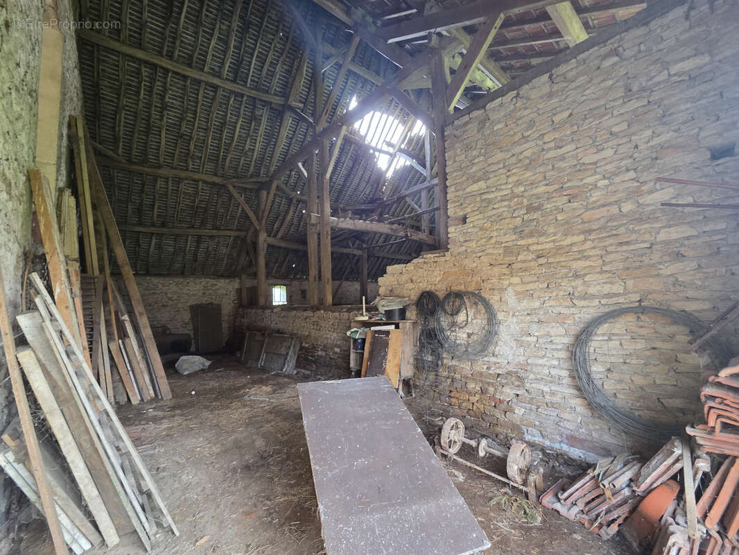 Maison à MEURSANGES