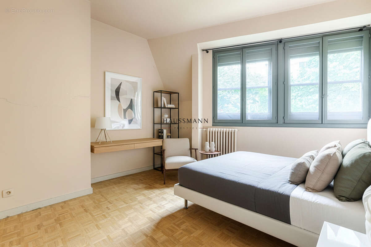 Maison à PARIS-18E