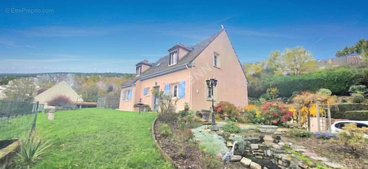 Maison à FONTENAY-EN-PARISIS