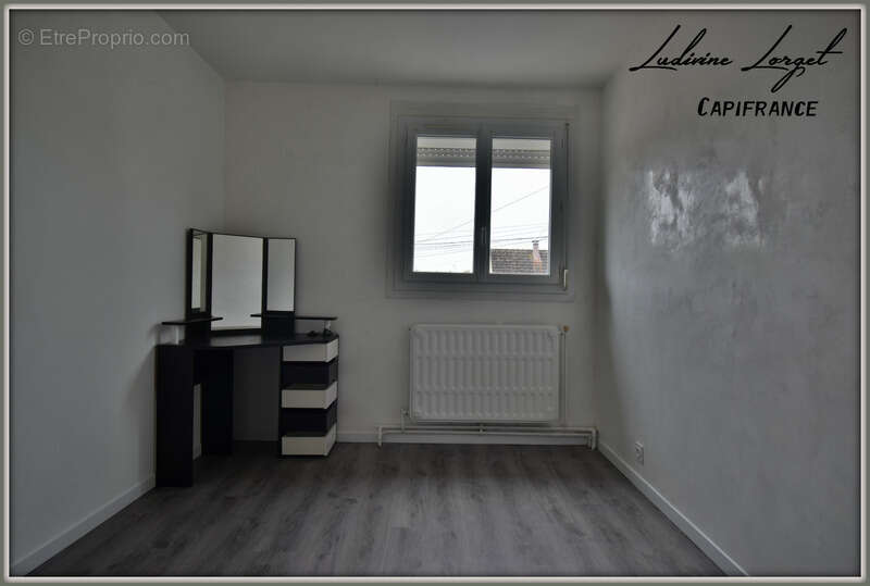 Maison à NEUILLY-SAINT-FRONT