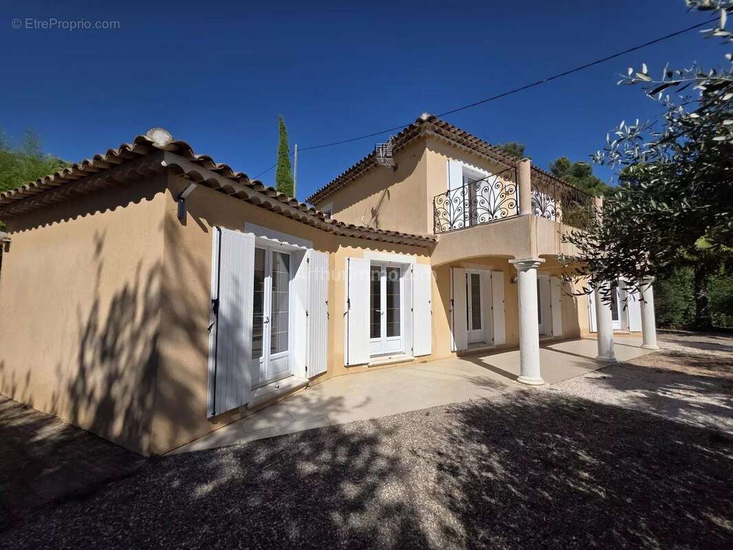 Vente Maison La motte(83920) 595 000ï¿œ - photo 2