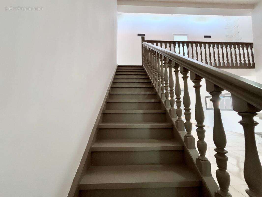 Magnifique maison en R+1 de 150 m² avec jardin deux faces sans vis-à-vis sans travaux - photo 11