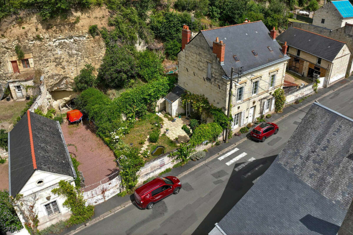 Maison à FONTEVRAUD-L&#039;ABBAYE