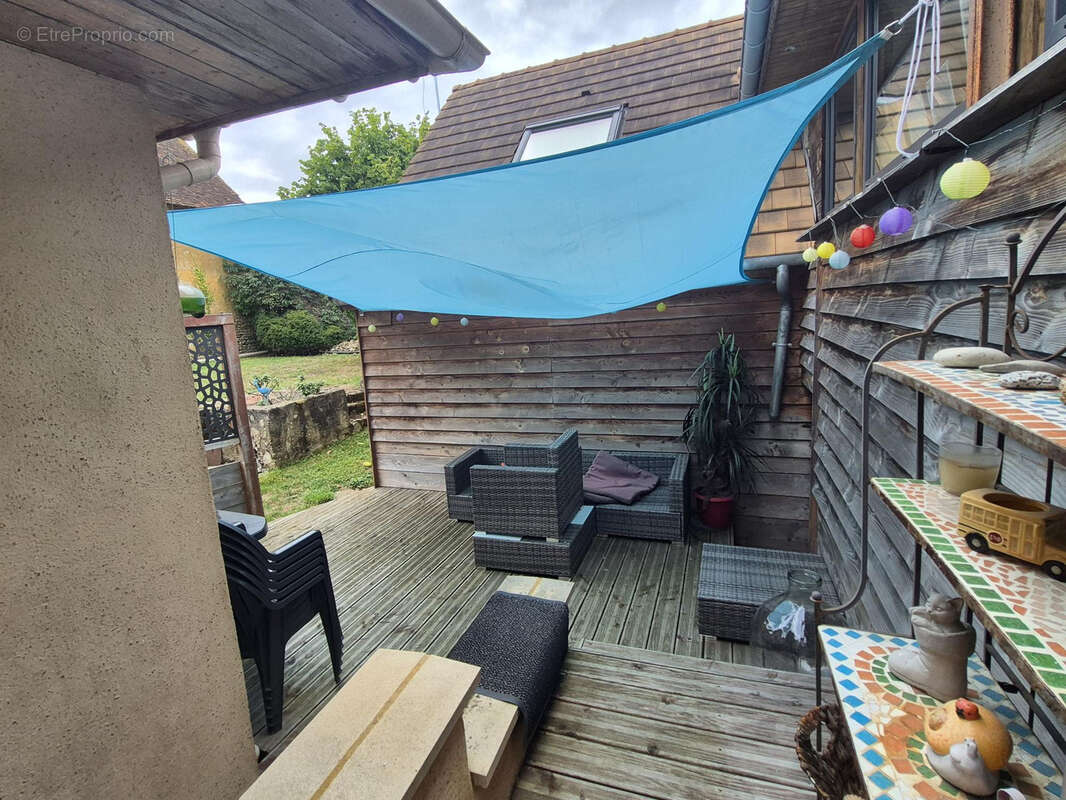 Maison à DOMFRONT-EN-CHAMPAGNE