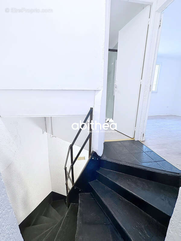 Appartement à THEZAN-LES-BEZIERS
