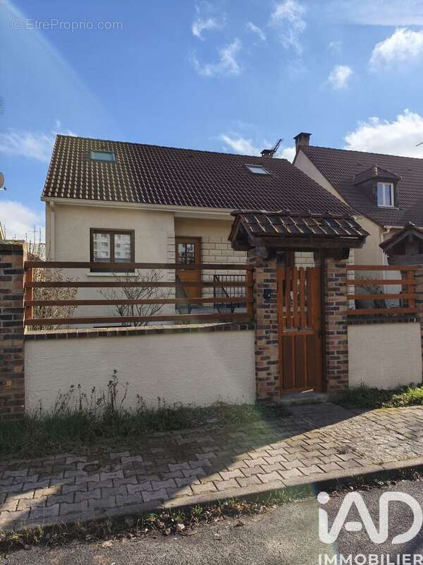 Photo 2 - Maison à MONTREUIL