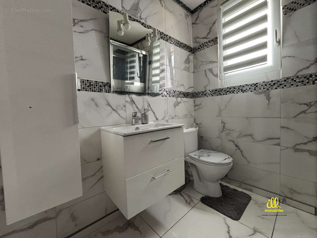 Maison à CHARLEVILLE-MEZIERES