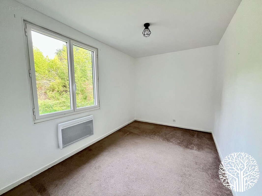 Maison à NOISY-SUR-ECOLE