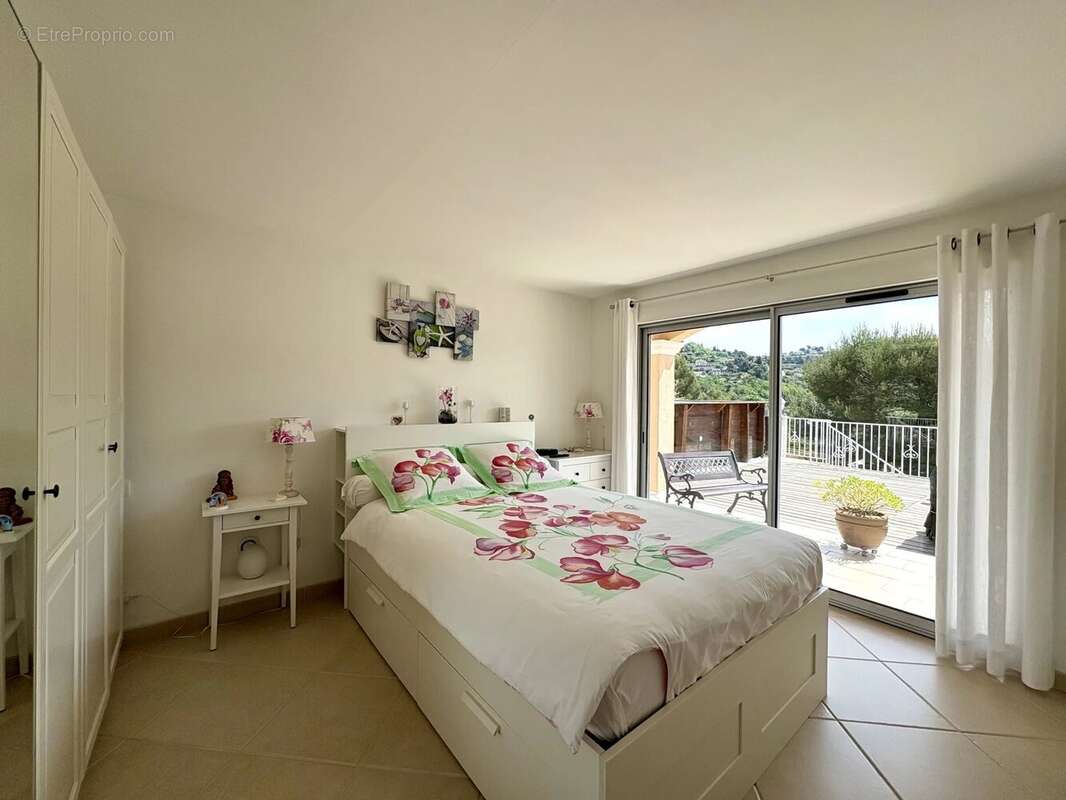 Maison à COLOMARS