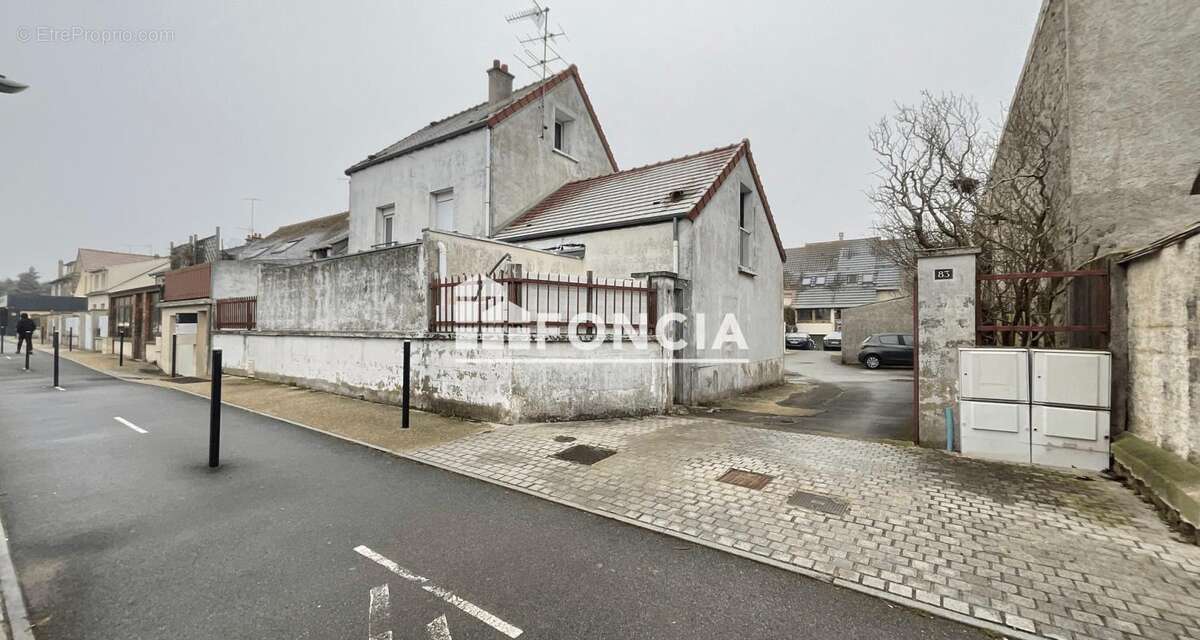 Appartement à CORBEIL-ESSONNES