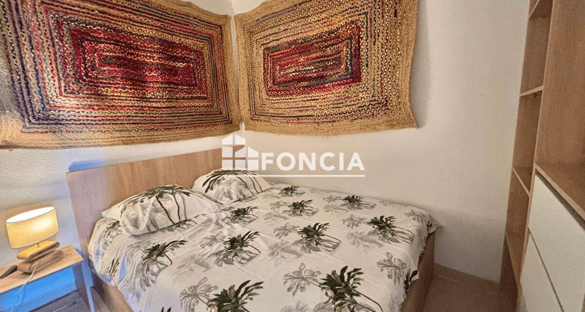 Appartement à LA LONDE-LES-MAURES