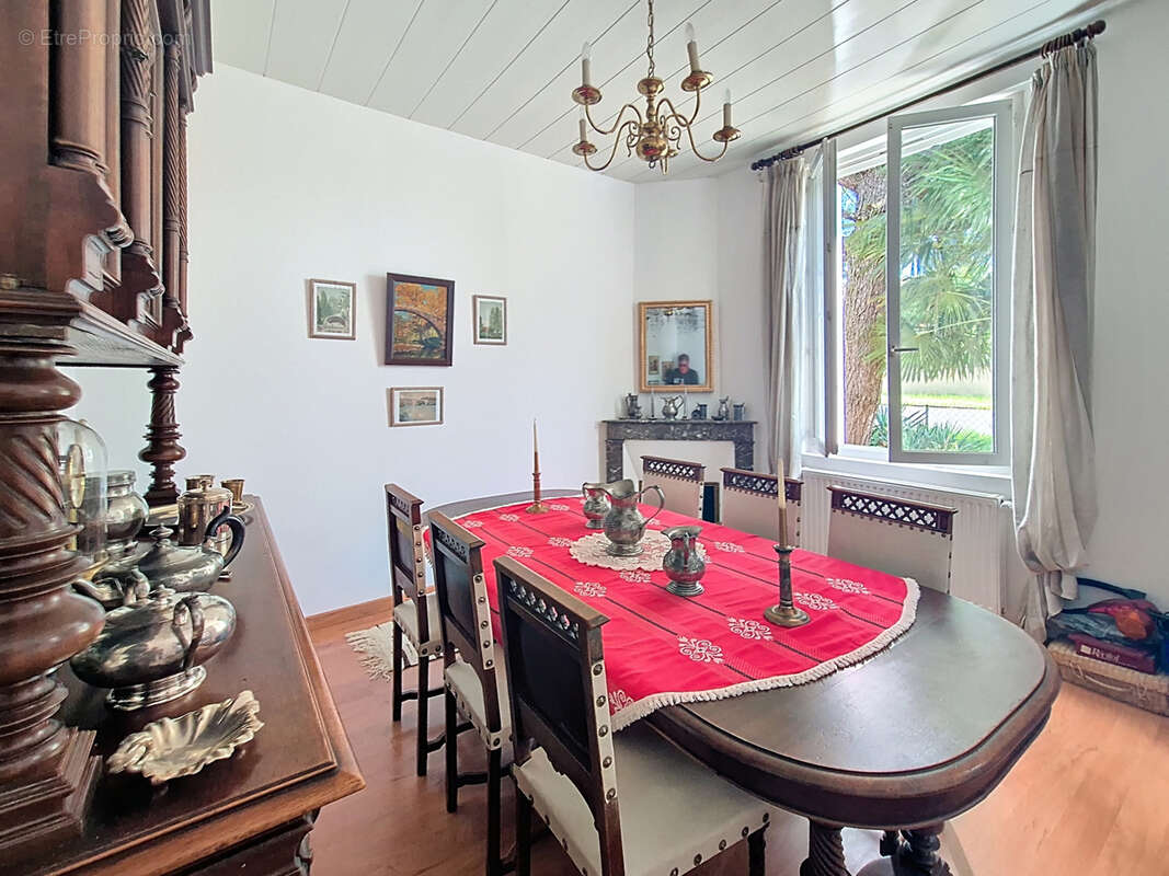 Autre à MONTFORT-EN-CHALOSSE